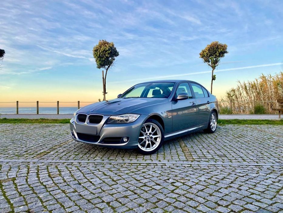 BMW 320 i Auto