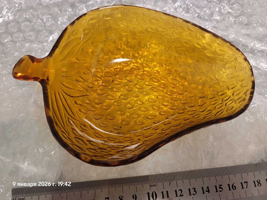 Заварочник, пиалы, блюда большие