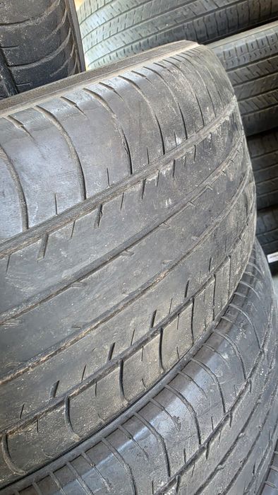 Yokohama decibel 215/55 R17 комлект