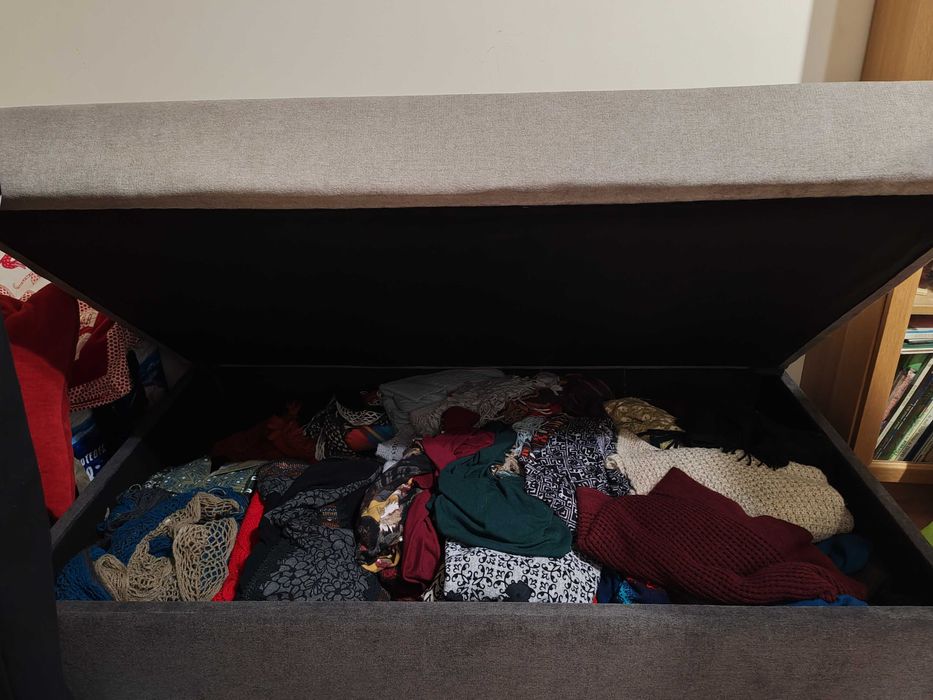 Sofá modular cinza (chaise long/sofá cama) 5 pessoas