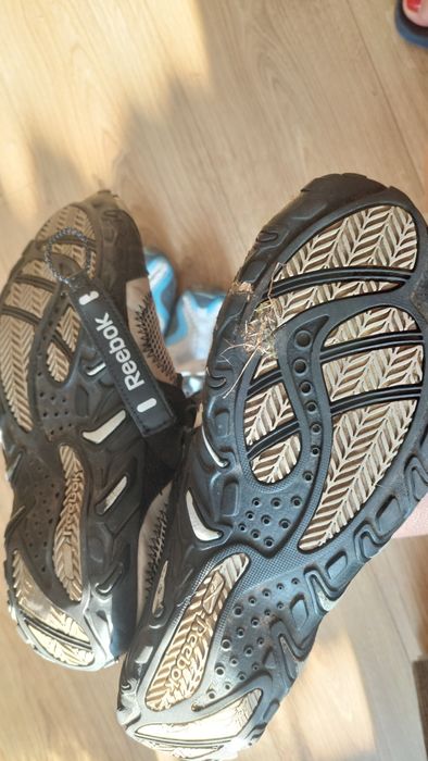 Buty Reebok 44.5 do biegania , wody