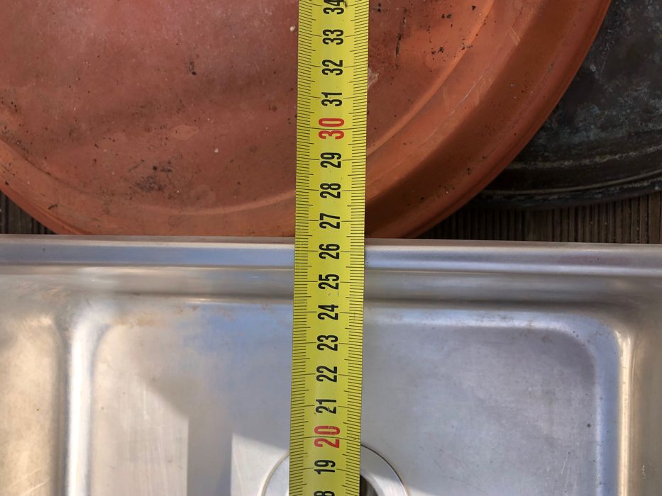 Pequeno lava-loiça para caravana, barco, bar.