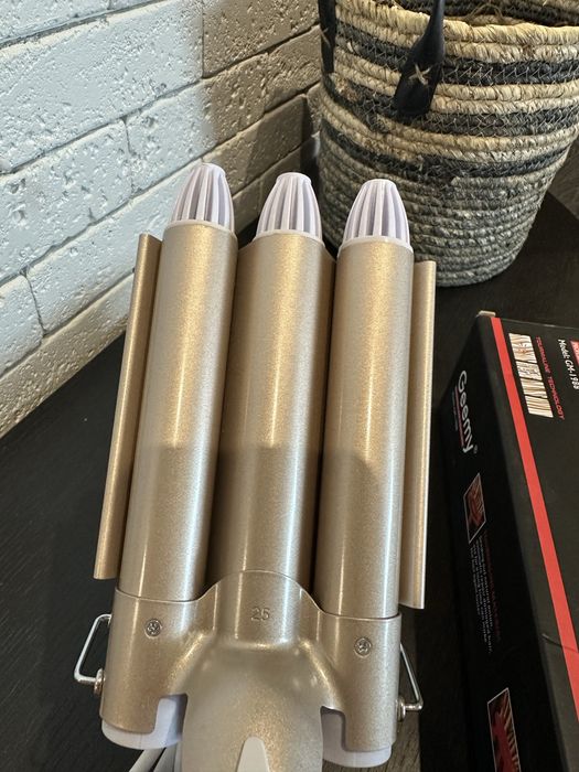 Плойка  для волос Geemy