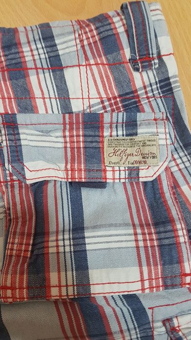 Calção Tommy Hilfiger menino 8 anos