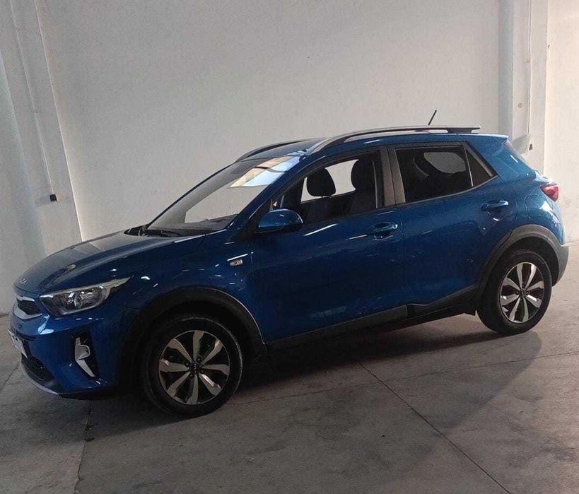 Kia Stonic 2024 impecável