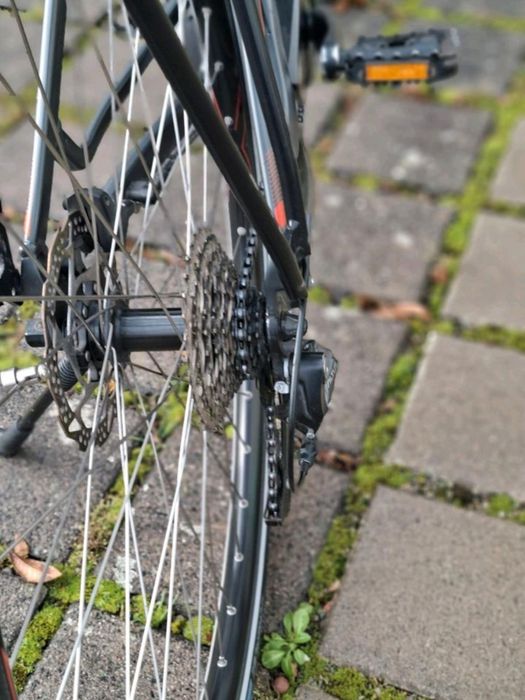 Rower elektryczny Cube Touring Hybrid 400 easy entry 50cm silnik Bosch