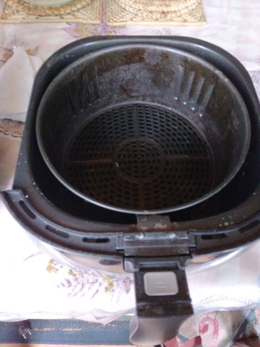 Vendo Airfryer a funcionar bem