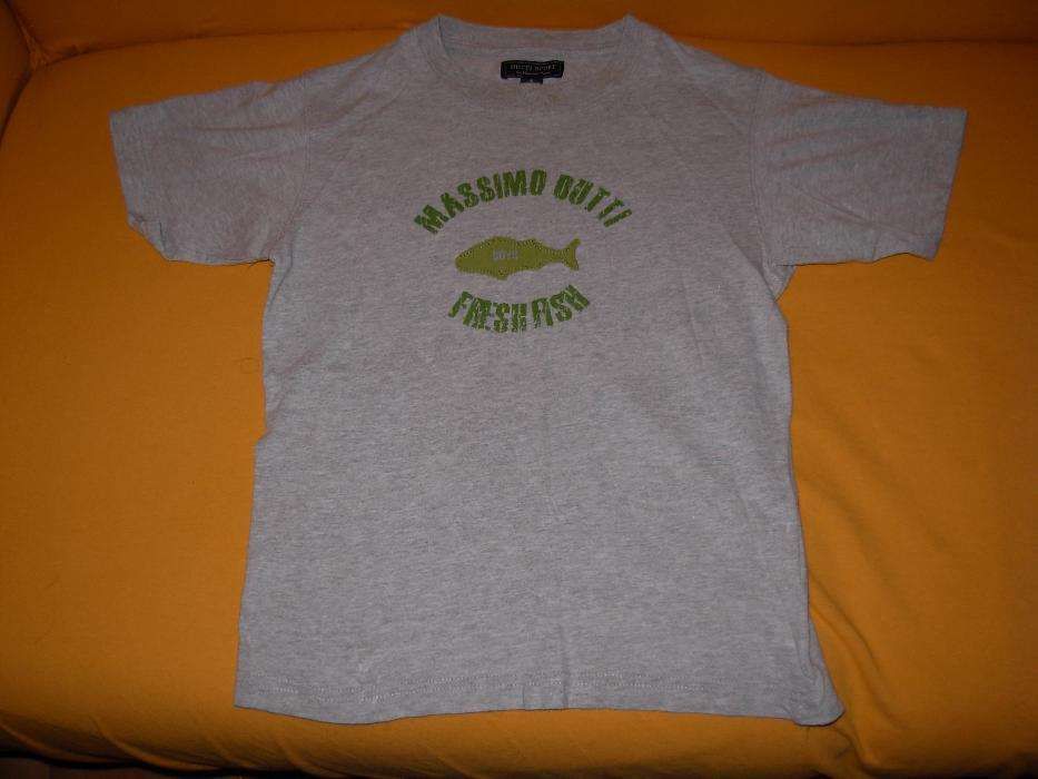 Camisa Chicco quadriculada verde + T´shirt Massimo Dutti cinza 5/6 ano