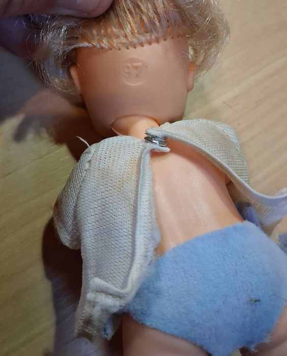 Boneca antiga de brincar Barriguitas