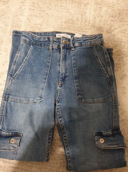 Jeansy dla dziewczynki Zara  r152