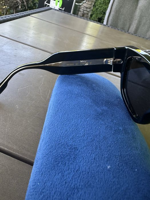 Olkulary Elegancja z włoskim charakterem – Gucci na lato i nie tylko!