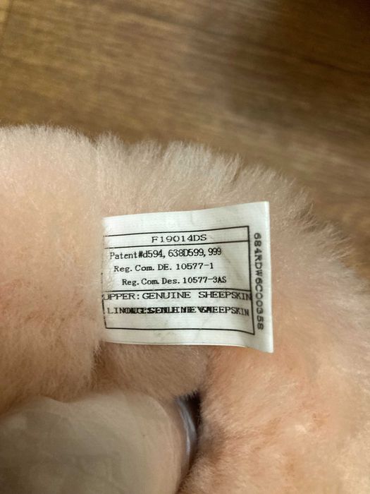 Оригинальные зимние кожаные сапоги угги UGG Australia