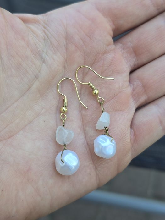 Wiszące kolczyki perełki, kwarc