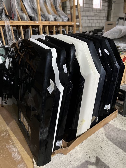 Капот на Мерседес Gl ML GLS 166 GLE 292 CLS 218 C205 GLC 253 Е213