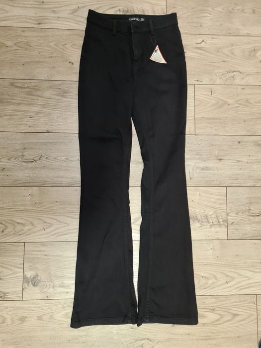 Spodnie jeans, dzwony. Boohoo r. 38