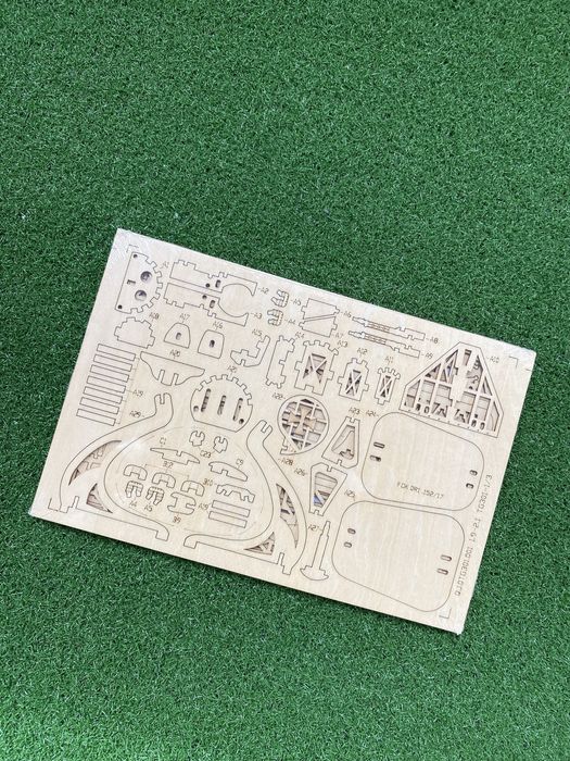 Puzzle 3D em madeira – Avião Rolife TG301