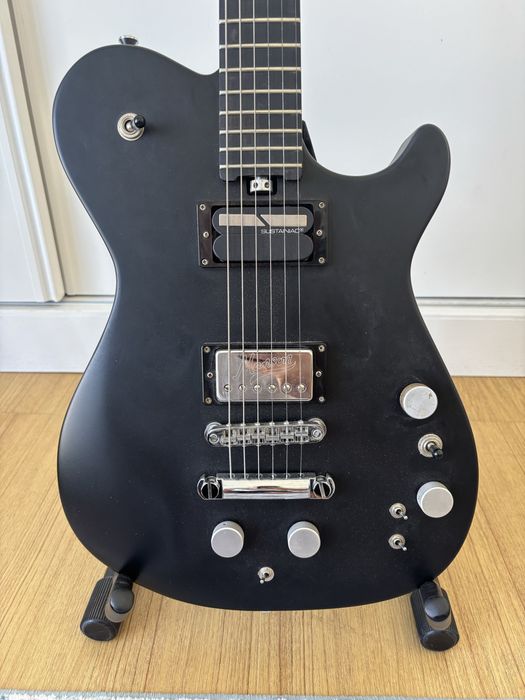 Guitarra Manson MA EVO Sustainiac/Fuzz Factory em Dry Satin Black