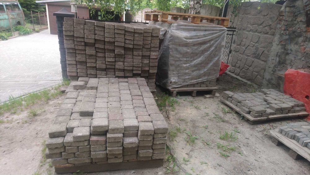 Бруківка Старе місто вживана продам