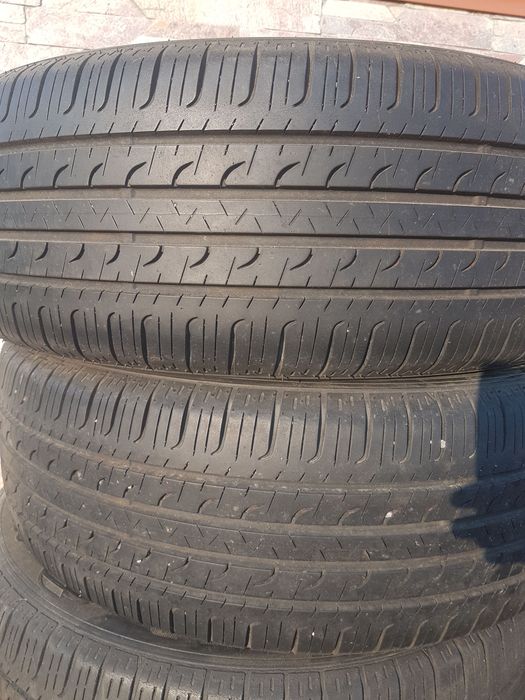 Резина Лето  225 55 R19 Suv GoodYear