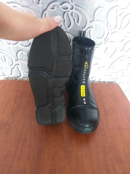 Демісезонні ботінки на дівчинку