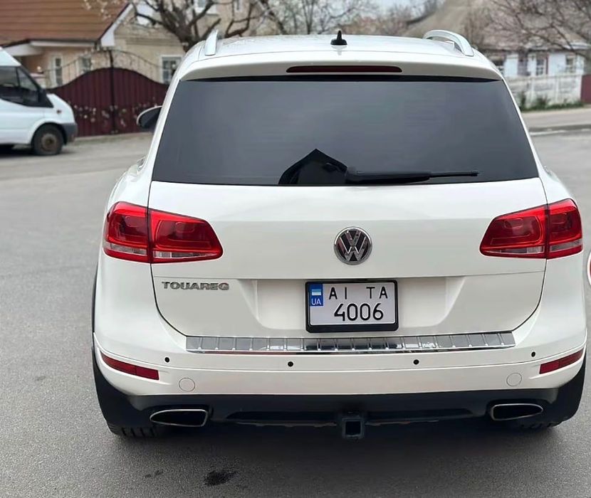 Volkswagen Touareg 2011 VIN WVGFK9BP3BD004425 фото оголошення 2 з 23