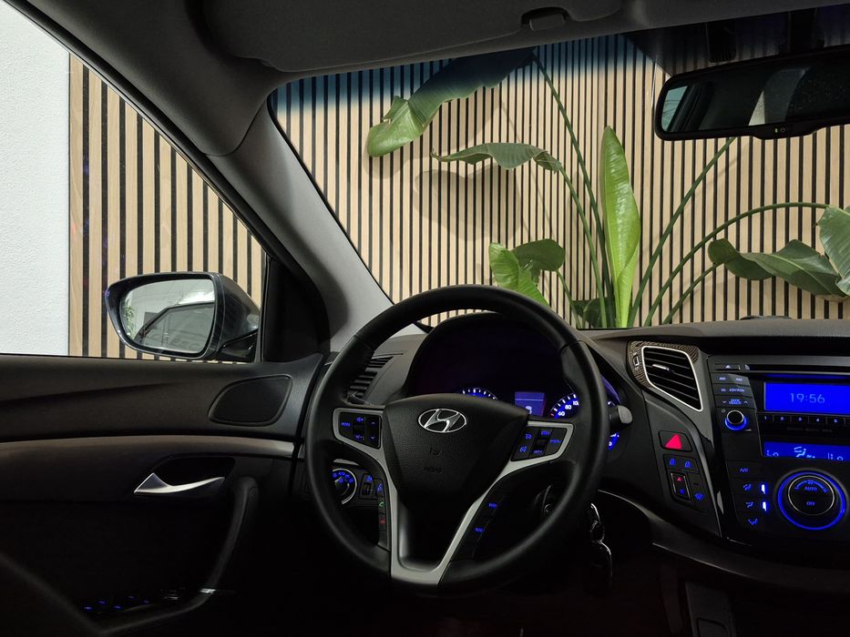 Hyundai i40 SW 1.7CRDI - 54.000KM | GARANTIA | NACIONAL