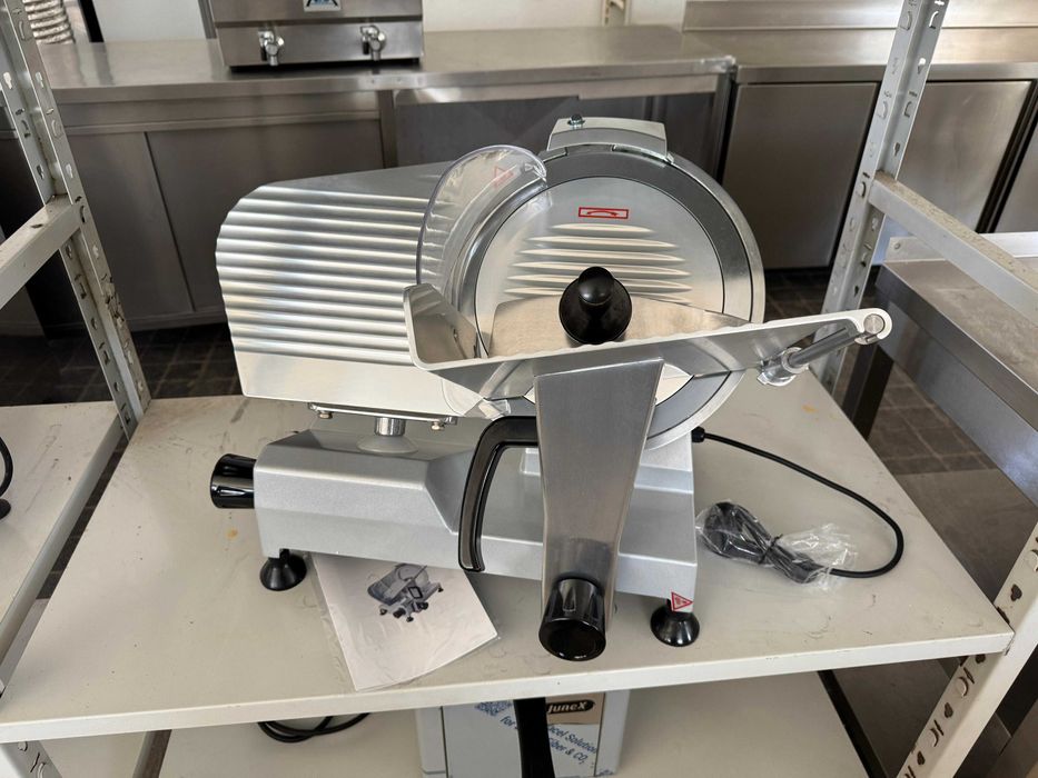 ACM1622 - Cortadora de Carnes Frias 300mm - NOVA