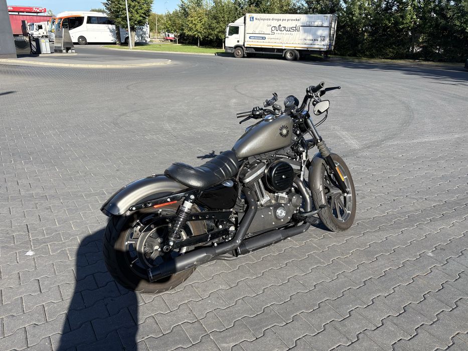 Harley-Davidson Sportster 883