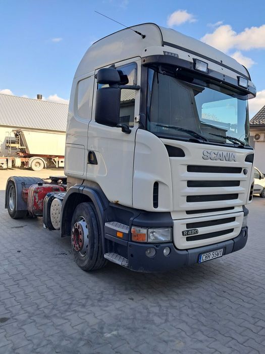 Ciągnik siodłowy SCANIA