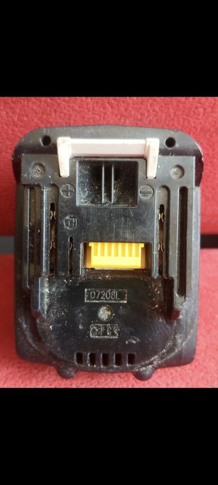 Wkrętarka z udarem Makita dhp446