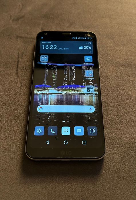 LG Q6 32GB używany, do negocjacji!
