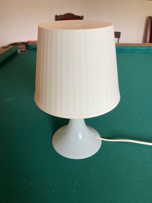 Candeiro para mesa de cabeceira