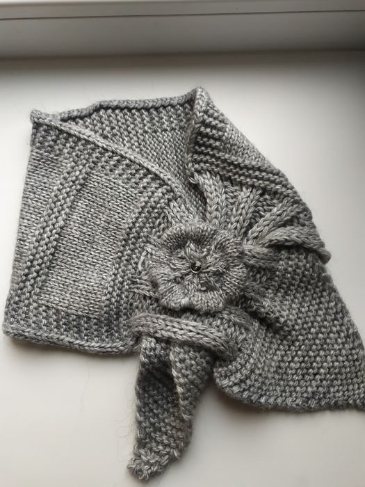 Комплект берет та шарф.