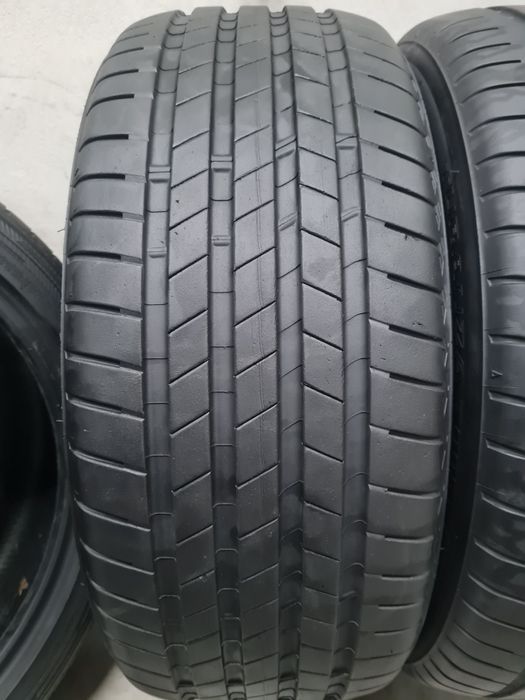 235/45R18 Bridgestone Turanza T005.