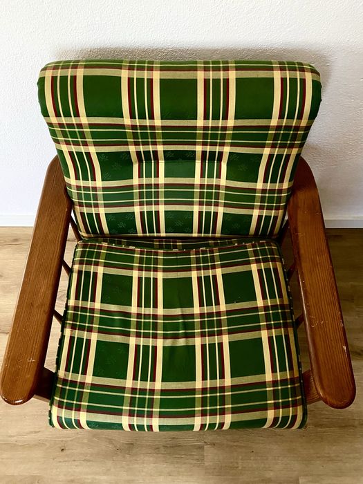 Sofá Cama + 2 poltronas