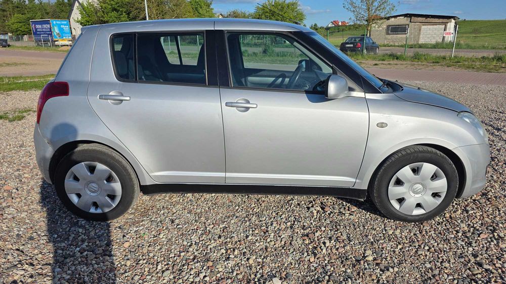 Suzuki Swift 1.3 Benzyna 92 KM!! Salon Polska