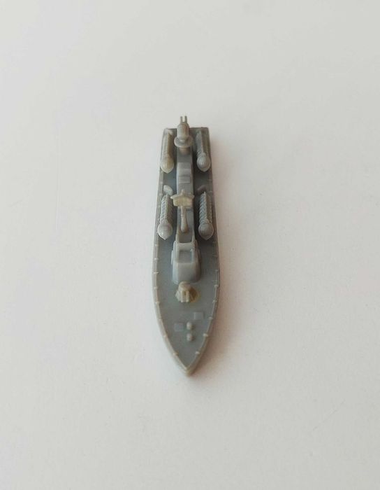 Kit montado de modelismo 1/700 em plástico do Patrulha Osa II
