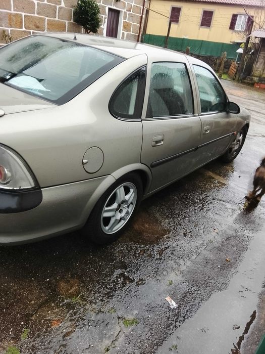 Vendo Opel Vectra dti