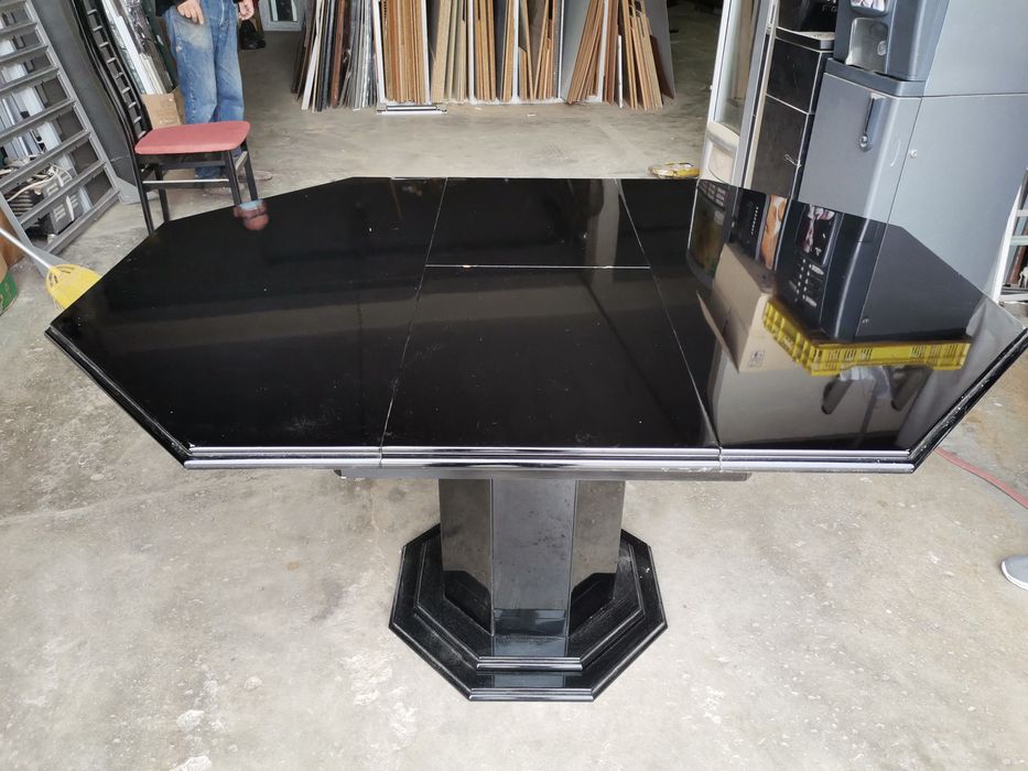 Mesa de sala octógonal lacada preta com 6 cadeiras
