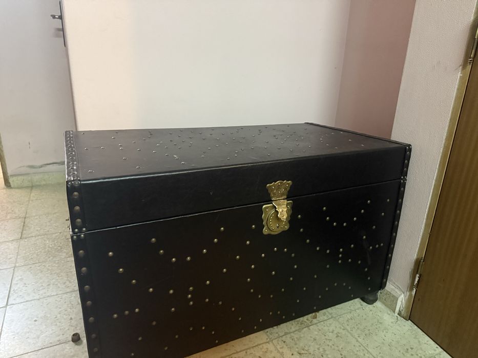 Arca / bau vintage  com taxas