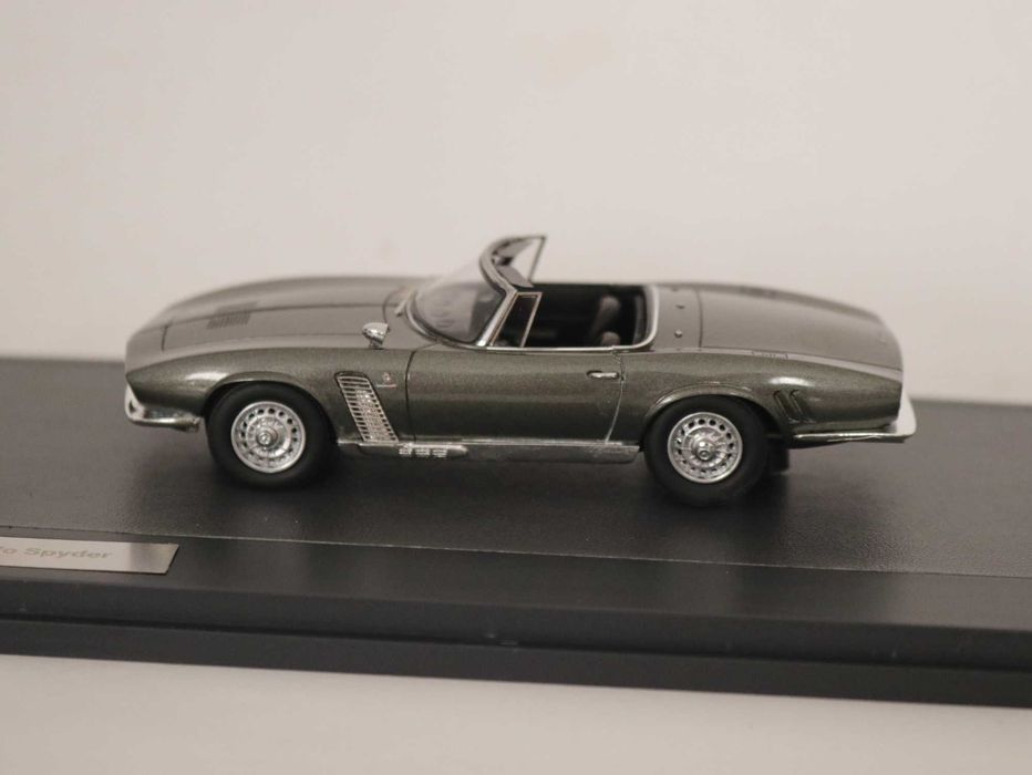 ISO Grifo Spyder.  1963.  1/43 Matrix. Está na minha coleção desde 2023. 100€.   Vendo miniaturas da minha coleção.