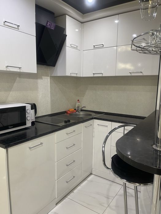 Погодинна Подобова оренда квартири с панорамным видом. 95 квартал