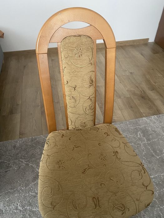 Stół do salonu i krzesla