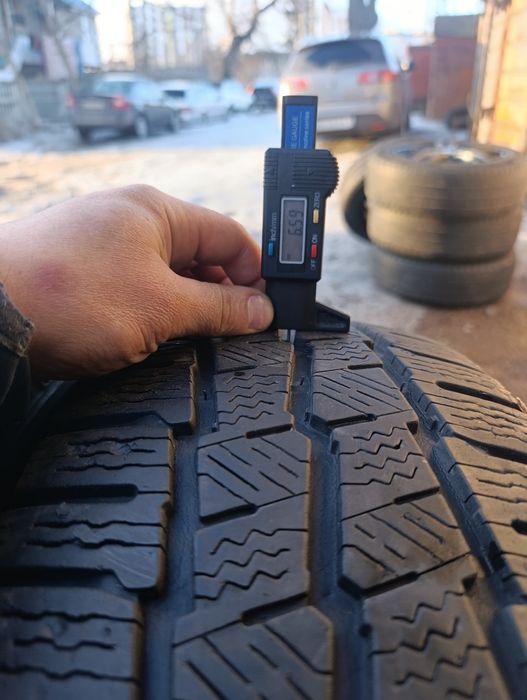 215/60/17c Michelin agilis alpin