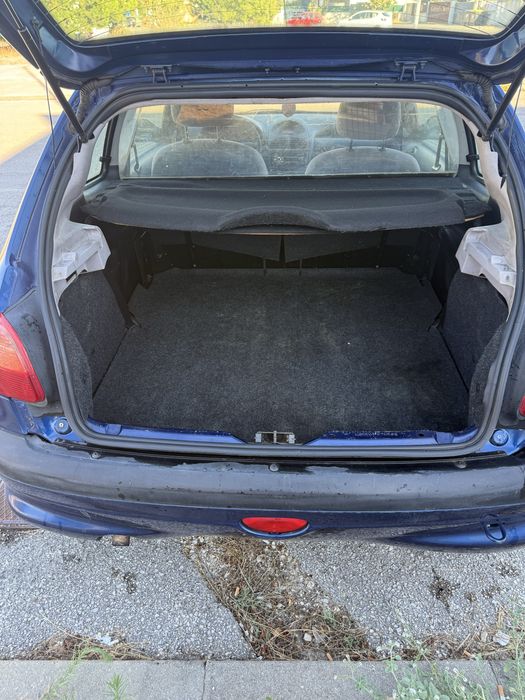 Peugeot 206 Comercial (245 mil quilometros)