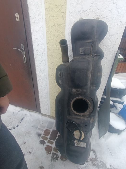 Бак від mercedes sprinter на 70 літрів