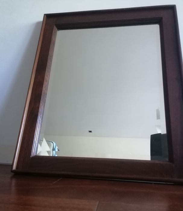 Espelho antigo em madeira