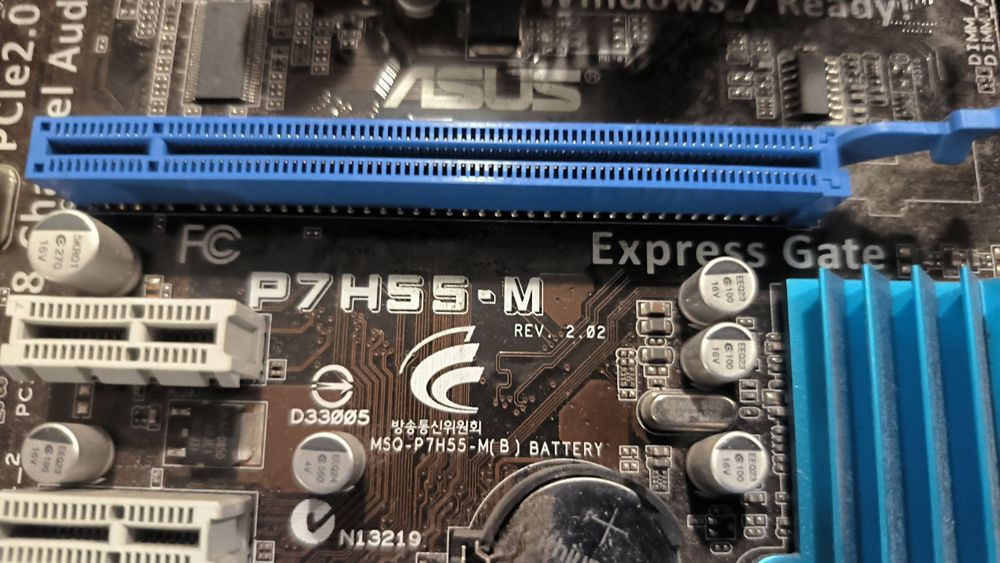 Комплекти ASUS P7H55-M HDMI + i3 550