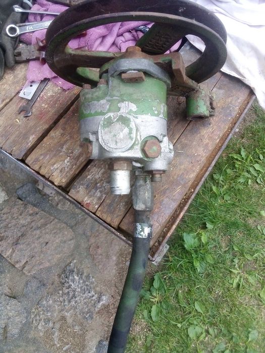 Pompa hydrauliki john deere