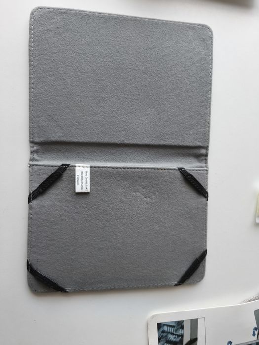 Nowe etui na ebooka 6"
